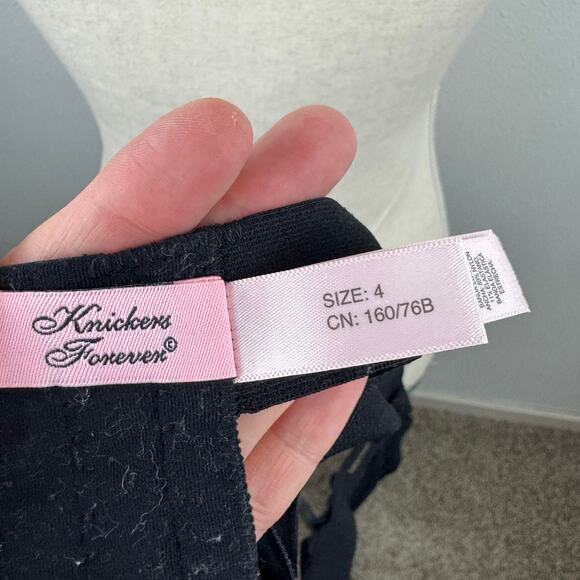 Agent Provocateur Whitney Suspender - Picture 6 of 7